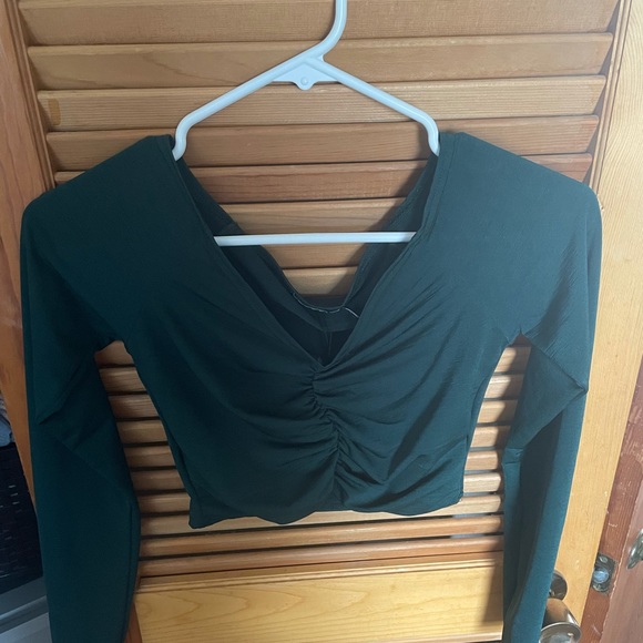 PLT emerald green long sleeve crop top - Picture 2 of 2